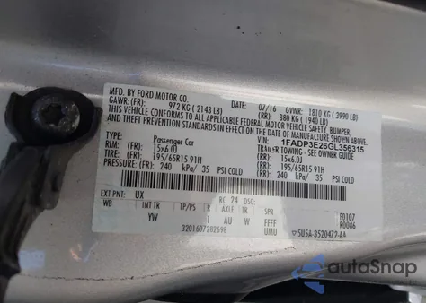 2016 Ford Focus S из США, поврежденный, VIN 1FADP3E26GL356315